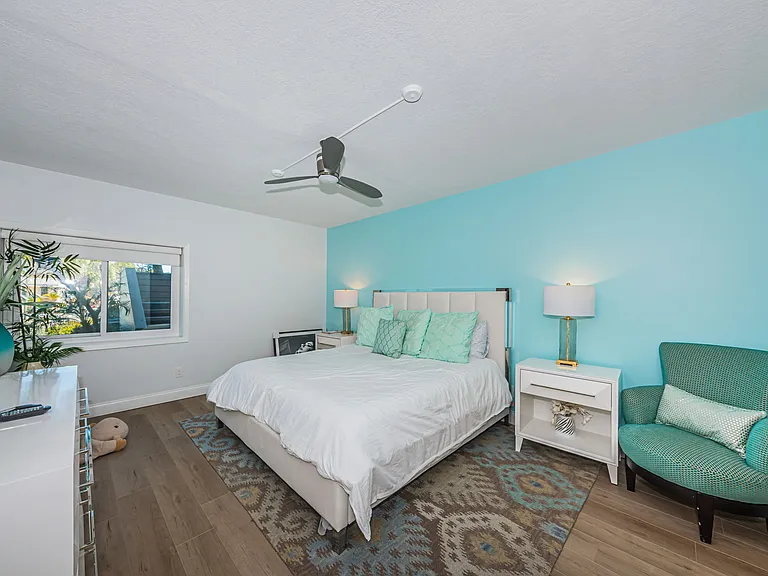 16800 Gulf Blvd #5 — Photo 27