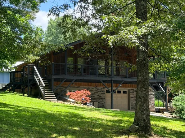 162 Coffee Dr, Helenwood, TN 37755
