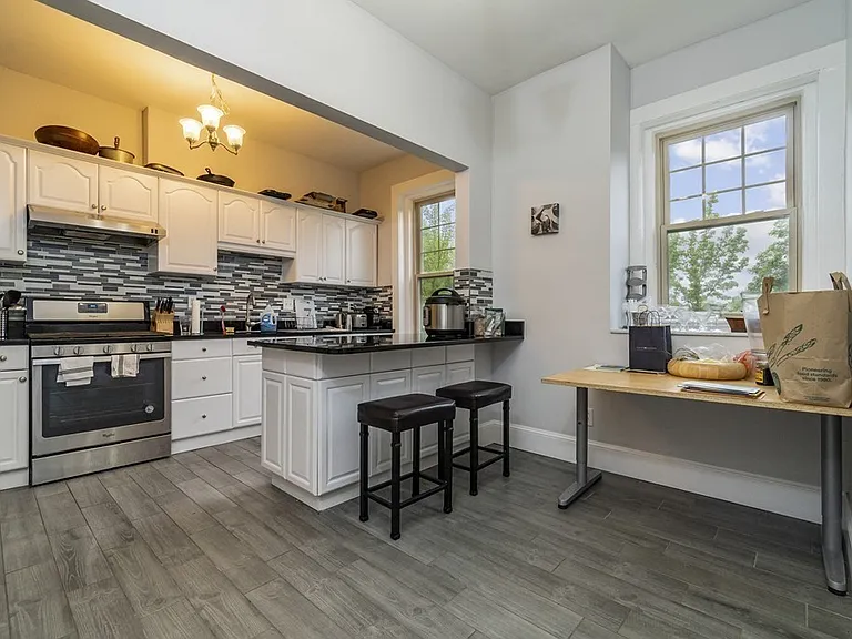 481 Boylston St #3 — Photo 3