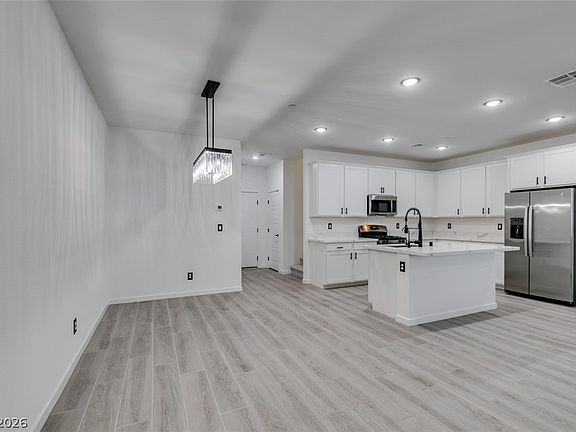 5th image of 1540 Maya Crossing Ave