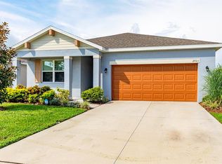 2723 Rowan St, Tavares, FL 32778