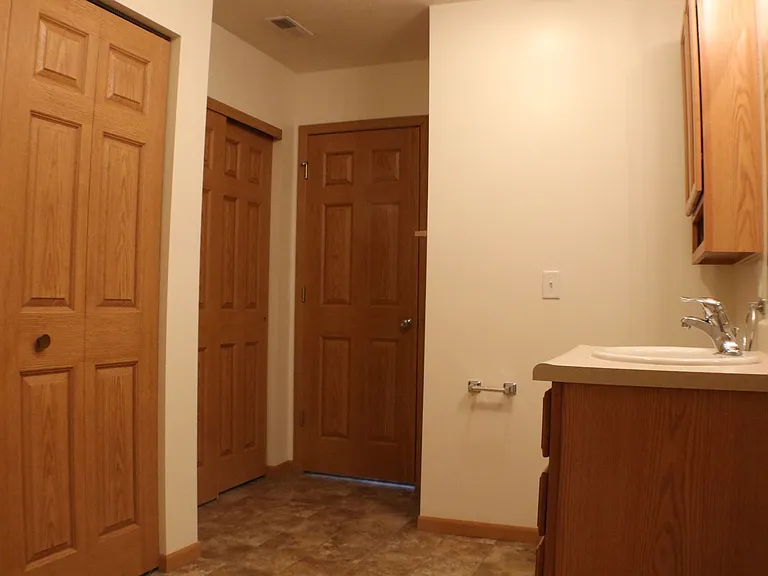 2240 Morning Glory Cir — Photo 11
