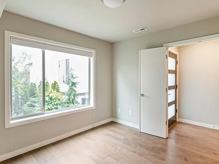 953 N Skidmore St — Photo 16