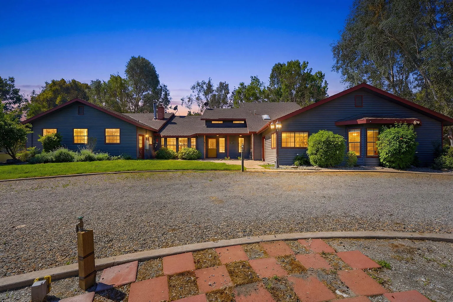 31153 Palm Drive photo 1