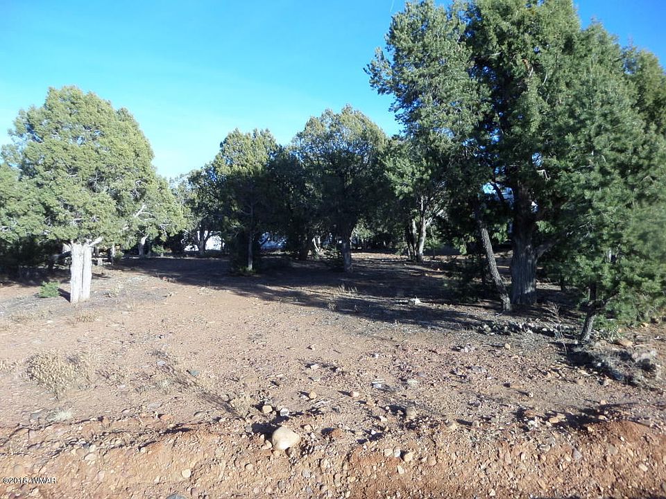 2nd image of 1461 N Bear Hollow Ln