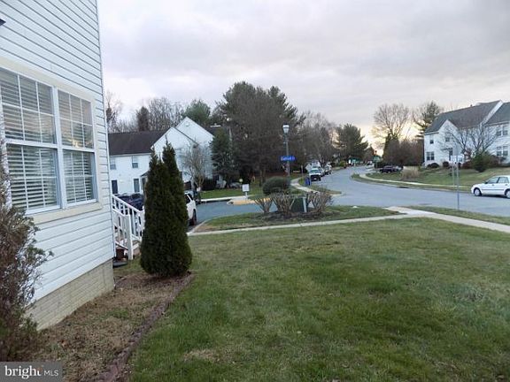 4th image of 310 Guilford Ct