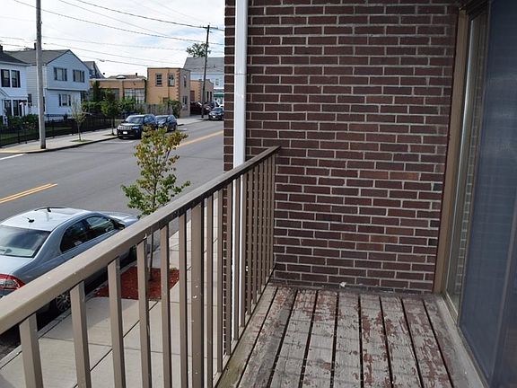 4th image of 880 Broadway APT 3