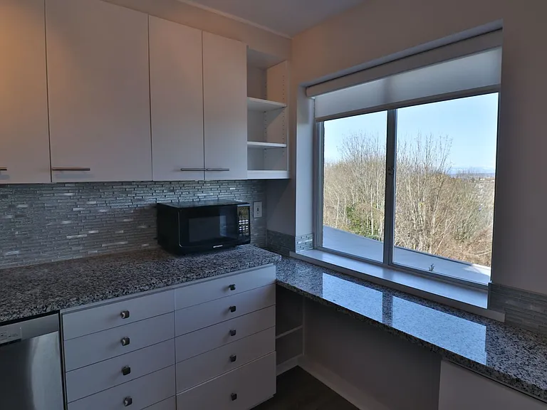 1800 Taylor Ave N #110 — Photo 7