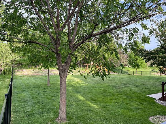 5th image of 1892 Shannon Oaks Blvd NE