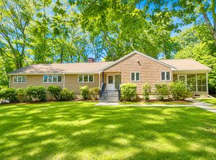 5 Philip Rd, Lexington, MA 02421