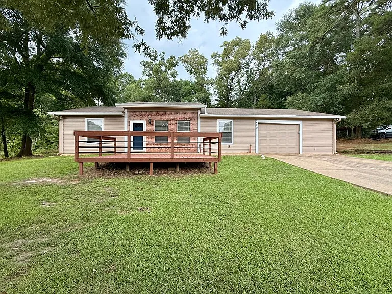 779 English Ln — Photo 19