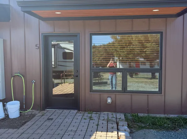 832 Oregon St #5, Pt Orford, OR 97465