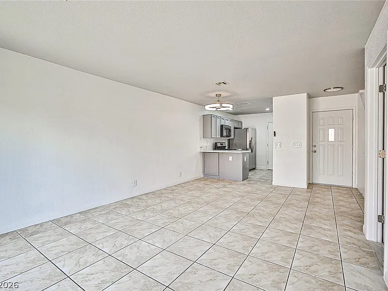 9285 Casa Christina Ln — Photo 7