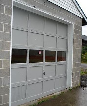 5th image of 87 Fox St