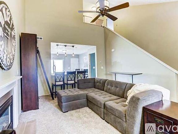 4th image of 2661 Lilypark Dr