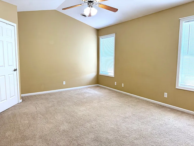 514 Brooklawn Dr — Photo 9