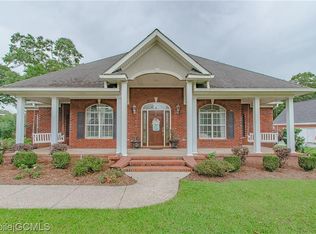 10671 Hunters Ridge Dr, Mobile, AL 36695