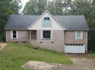 156 Mercer Rd, Deatsville, AL 36022
