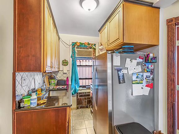 4th image of 4755 39th Pl APT 3C