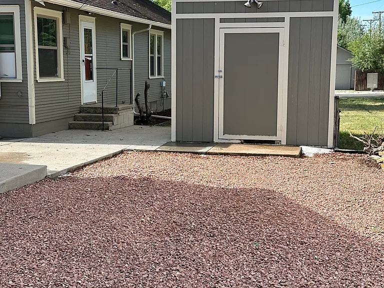 809A W Charlotte St — Photo 11