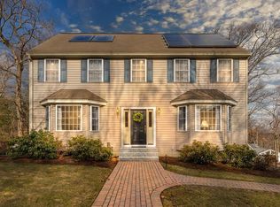 5 Pheasantwood Ter, Wakefield, MA 01880