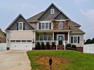 1100 Blueberry Ln, Charlotte, NC 28226