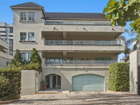 2600 Segovia St APT 703, Coral Gables, FL 33134