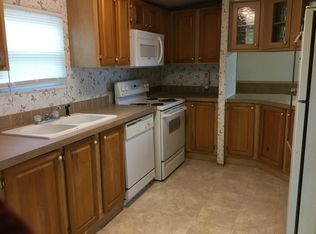 2698 Deerfield Run Blvd, Anderson, IN 46017