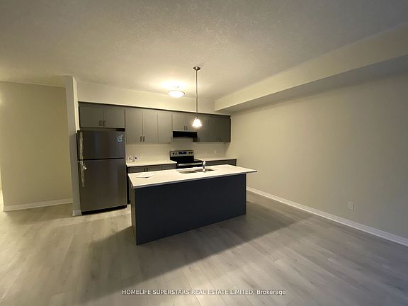 3rd image of 25 Isherwood Ave W #92
