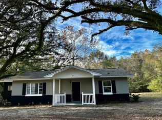 1019 E Chestnut Ave, Crestview, FL 32539