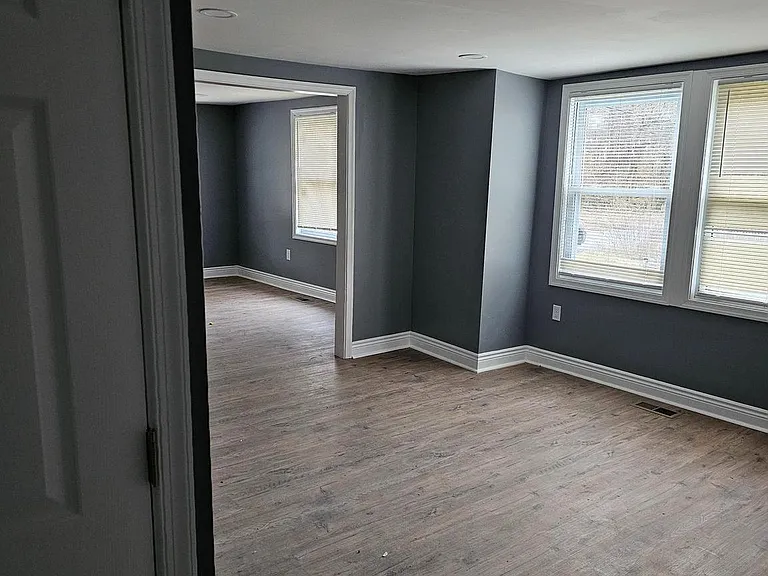 48 Old Lancaster Rd — Photo 15