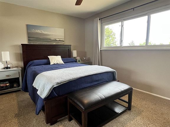 4th image of 4014 Southern Aire Dr