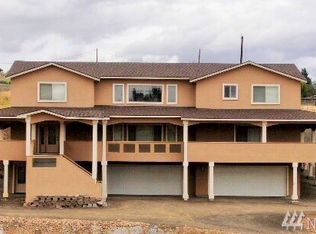 13351 W Wide Hollow Rd, Yakima, WA 98908