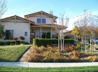 812 Vista Cerro Dr, Paso Robles, CA 93446