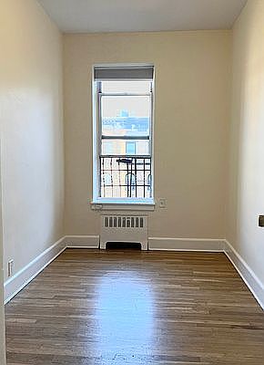 5th image of 101 W 68th St APT 5A