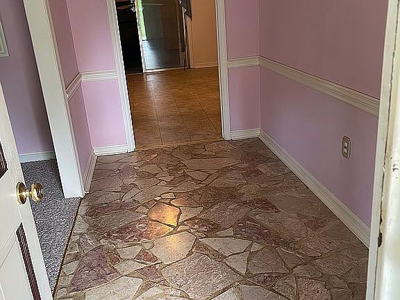 2nd image of 2344 Azalea Dr