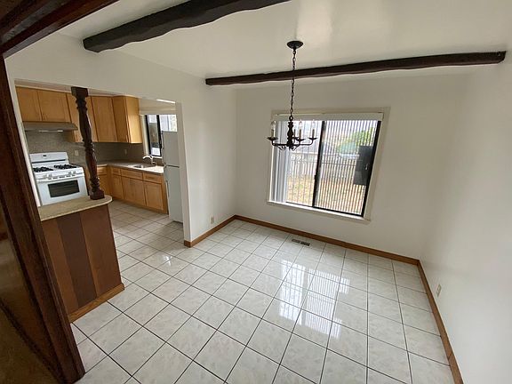 3rd image of 105 Buxton Ave