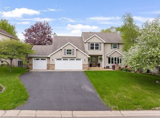 12579 Driftwood Ln, Apple Valley, MN 55124