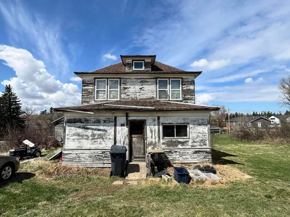312 Elk St, Alexander, ND 58831