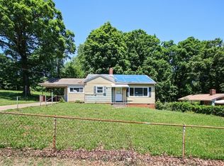 2422 W Florida St, Greensboro, NC 27403