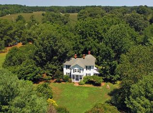 266 Blue Marl Ln, Reedville, VA 22539