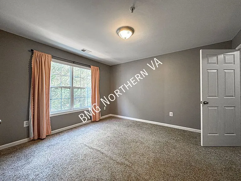 635 Constellation Sq SE #G — Photo 15