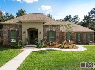 9726 Walker Ln, Denham Springs, LA 70726