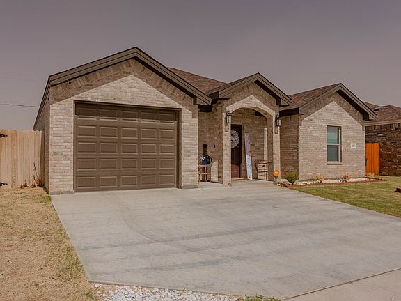 2nd image of 127 Blue Dr