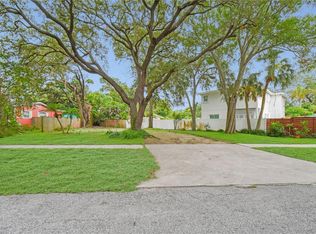 1050 Conant Ave #15, Safety Harbor, FL 34695