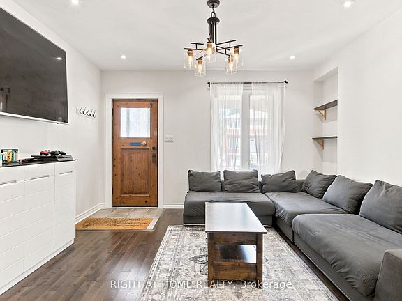 5th image of 77 Lappin Ave