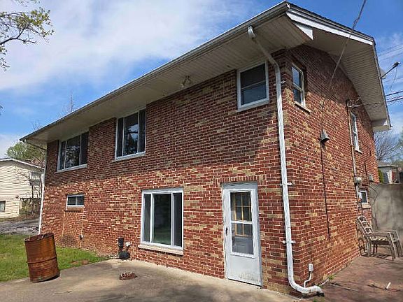 2nd image of 14 Lake Front Dr