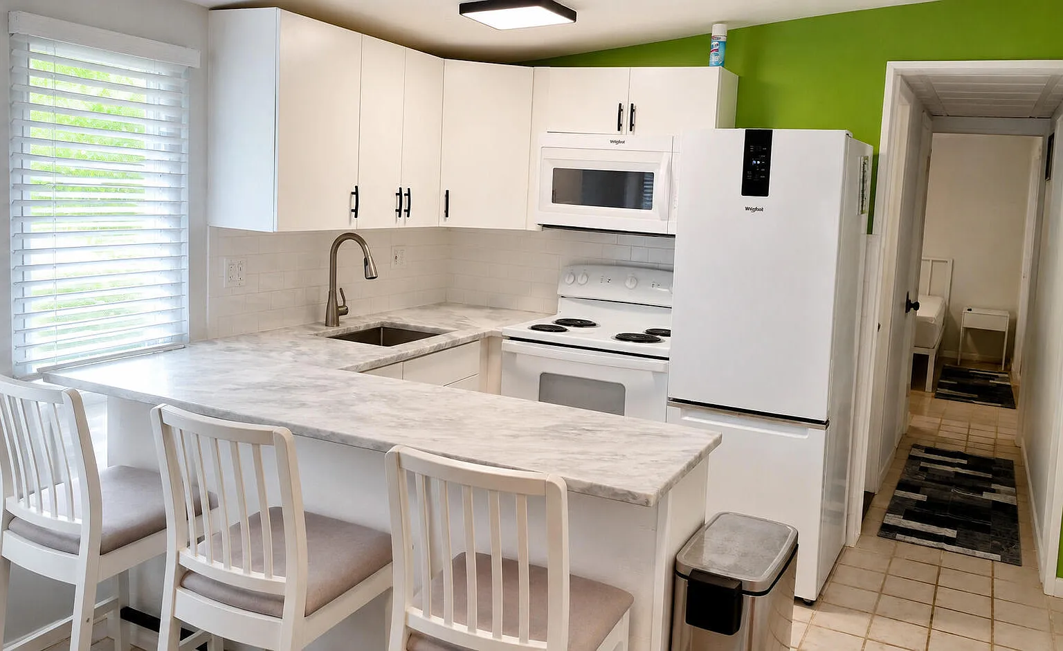 1 bed, 1.0 bath, 560 sqft, $2,000 — Photo 2