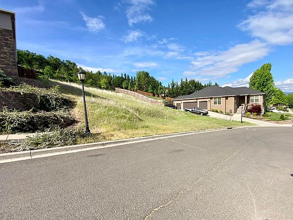 4th image of 4638 Hathaway Dr