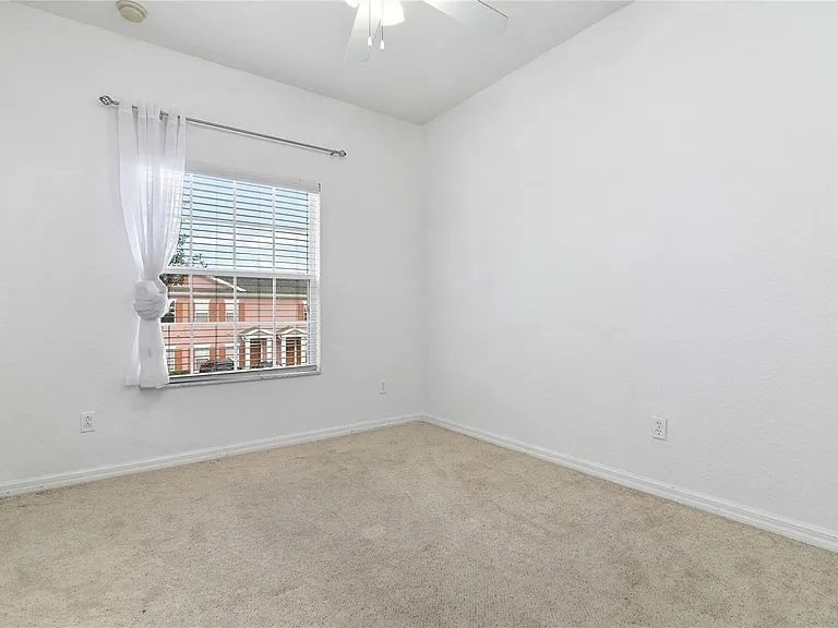2414 Caravelle Cir #1 — Photo 4